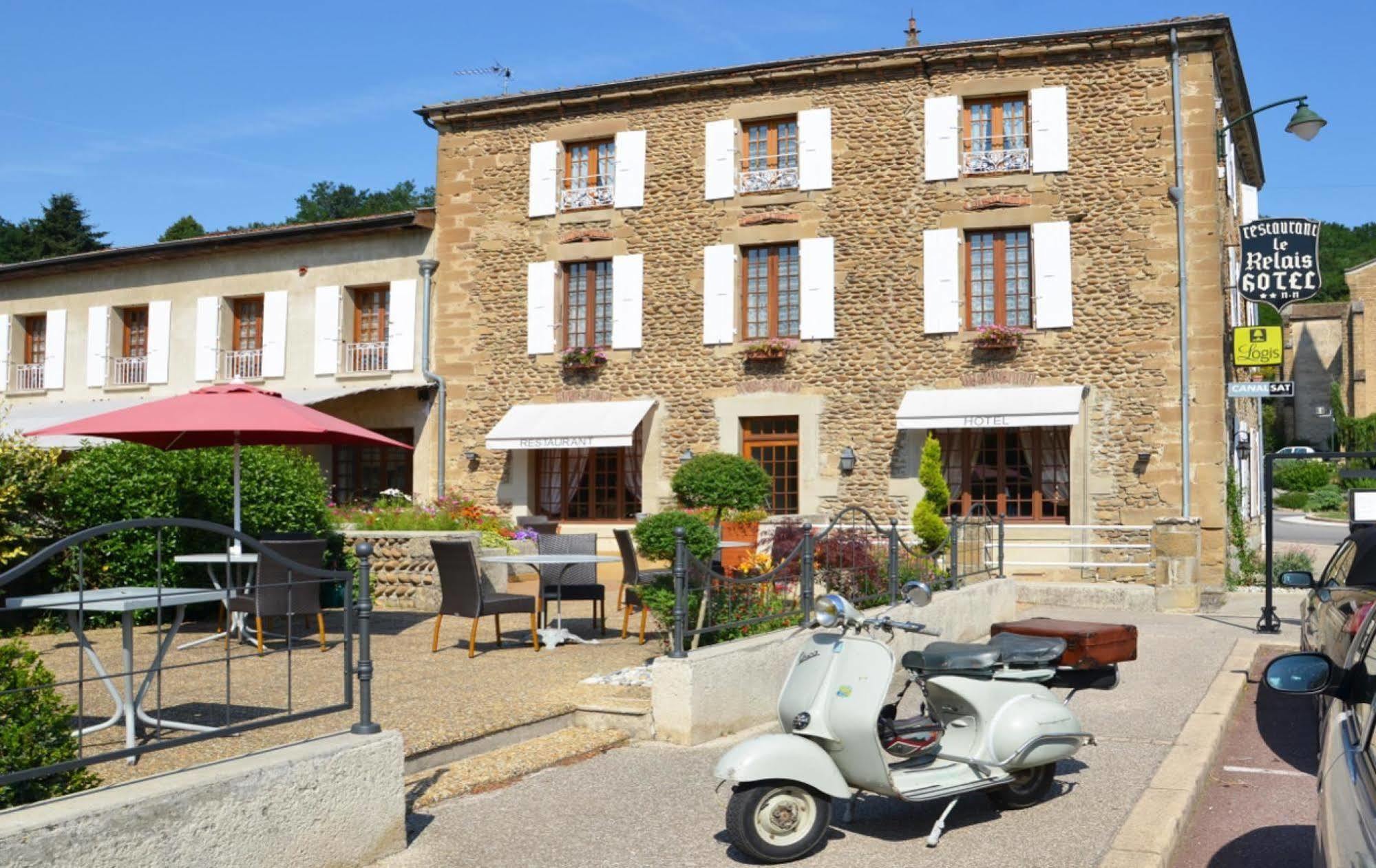 Logis Hotel-Restaurant Le Relais Hauterives Exteriér fotografie
